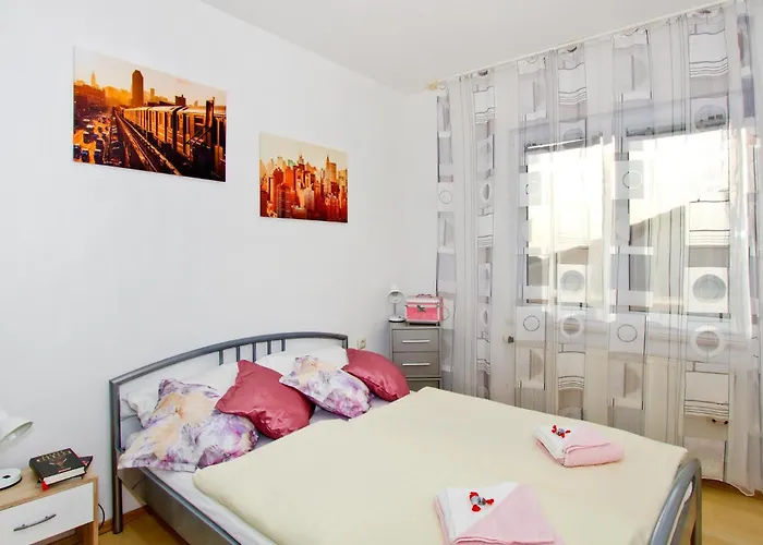 5 Bedroom Lovely In * Трогір